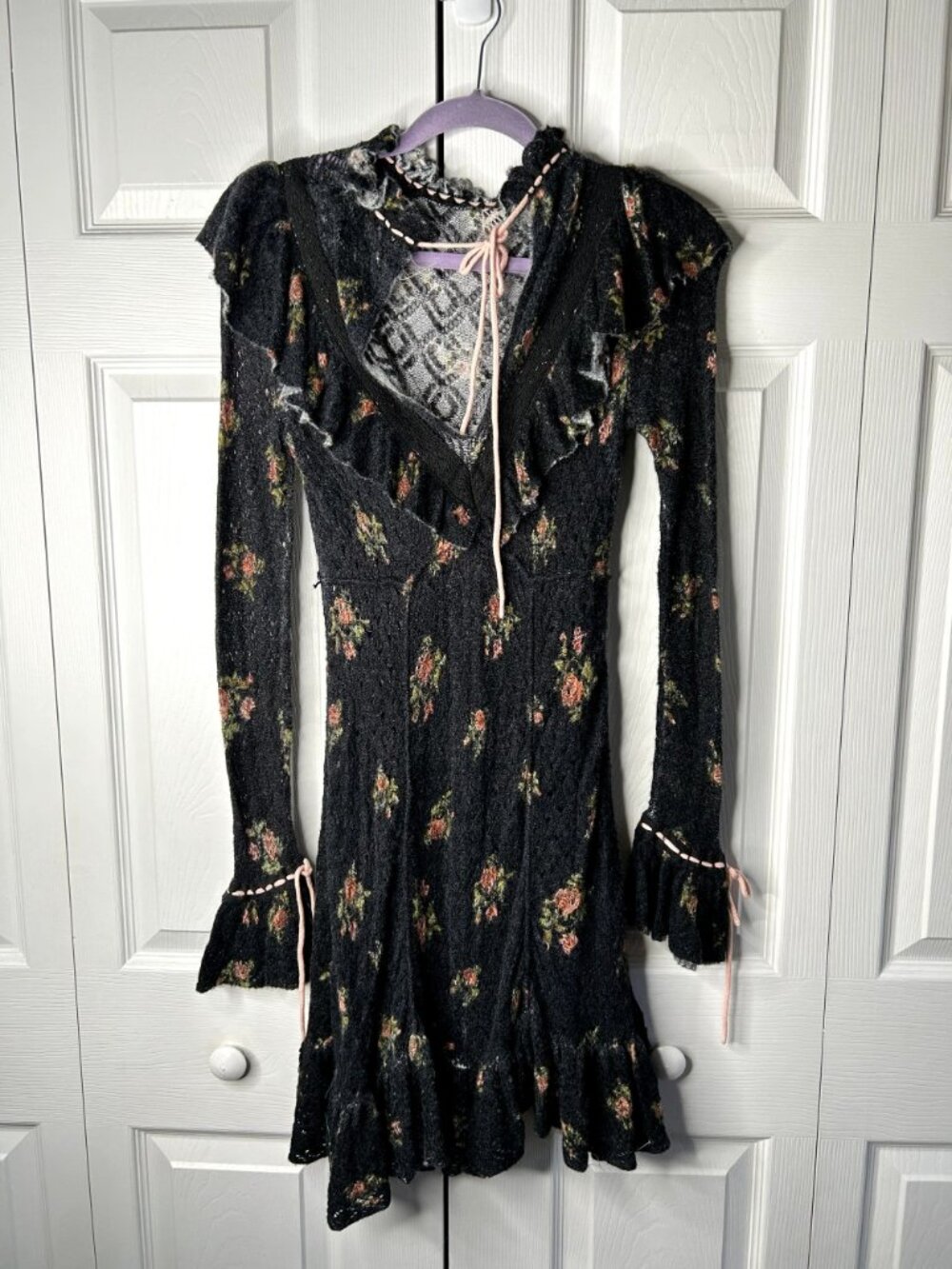 Free People Rose Petal Black Floral Knit Long Sleeve Dress Women's Size Small - Picture 7 of 11